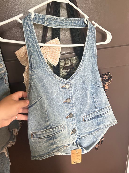 Tops - Light Wash Denim Button-Front Vest